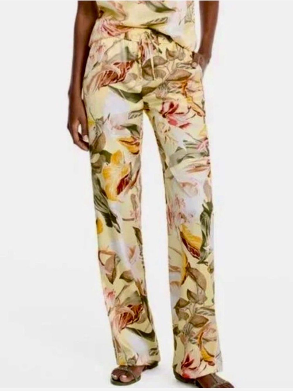 White House Black Market Yellow Floral Wide-Leg Pants